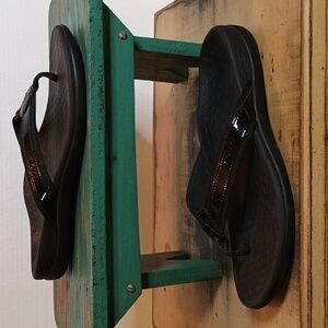 Women's Vionic Tide Flip-flops Size 6